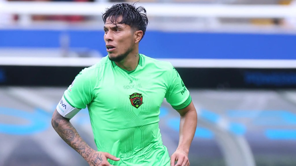 Carlos Salcedo Sufre Grave Lesión y Se Pierde el Clausura&nbsp;2025