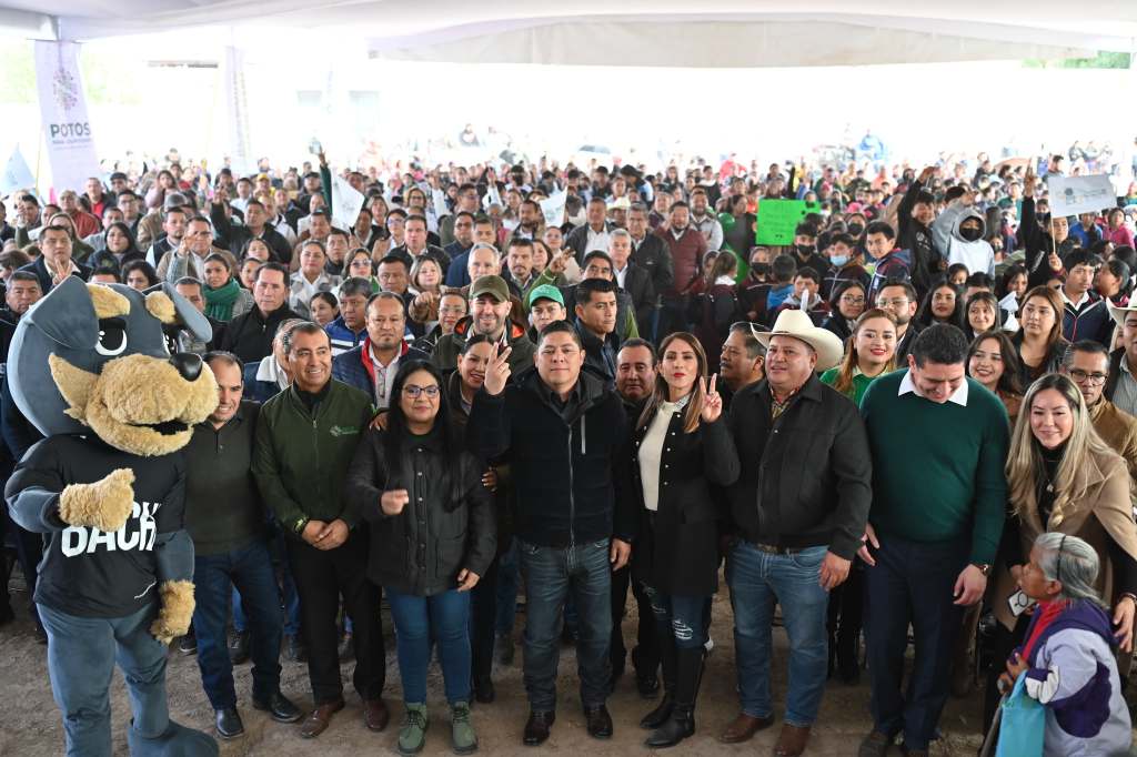 Ricardo Gallardo inicia construcción de Cobach en Villa de Arriaga&nbsp;(Galeria)