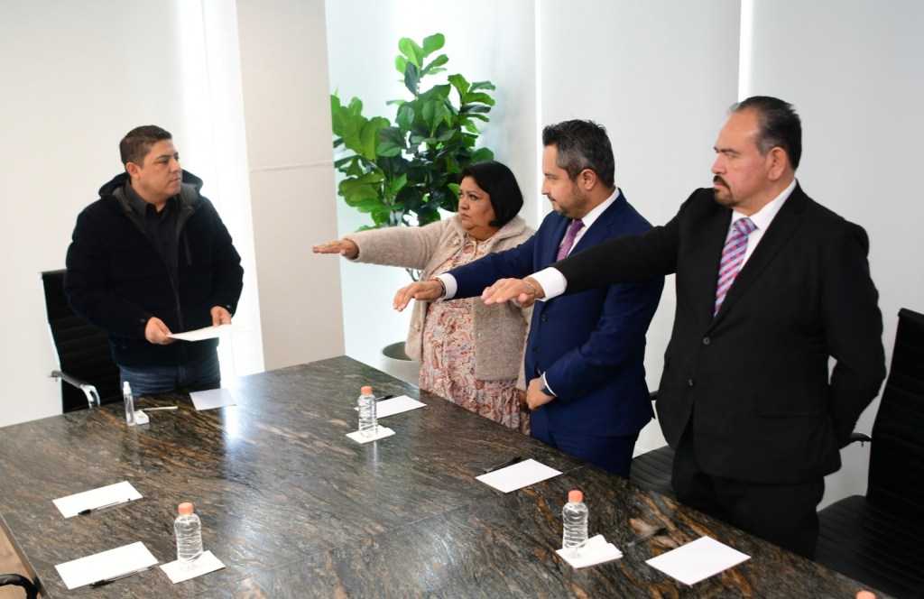 Ricardo Gallardo toma protesta a Comité de Evaluación para elección del Poder&nbsp;Judicial