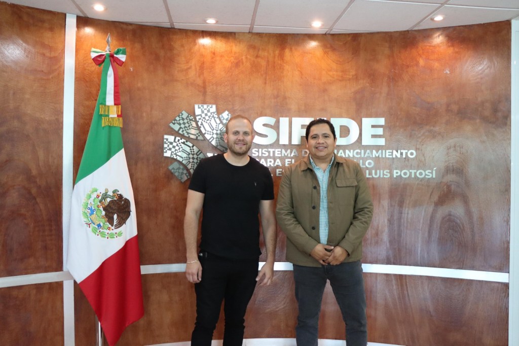 El estado brinda apoyo a emprendedor afectado por la delincuencia con crédito del&nbsp;Sífide