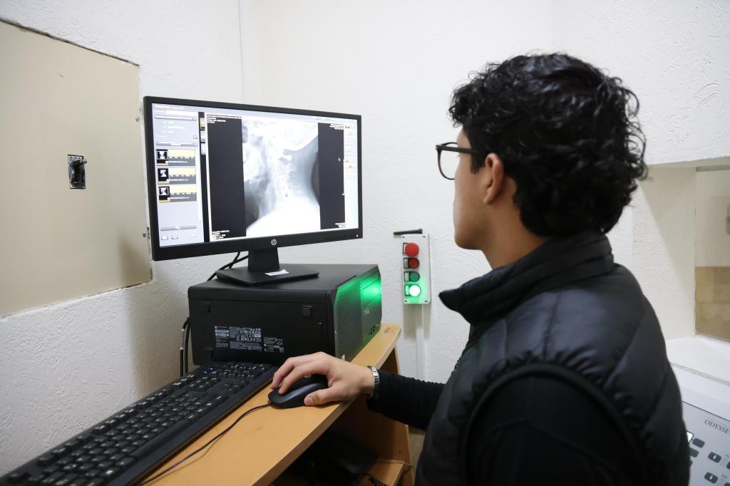 Gobierno del Estado ofrece radiografías abajo costo en apoyo a&nbsp;familias