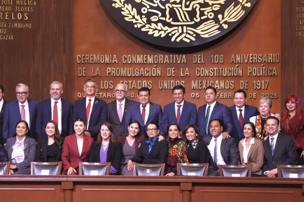 Ricardo Gallardo asiste a conmemoración del 109 aniversario de la Constitución de&nbsp;1917