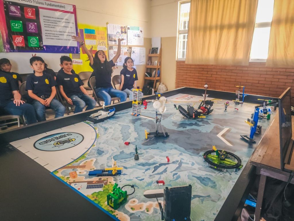 Participantes del nacional robótica reciben apoyo del Gobierno&nbsp;Estatal