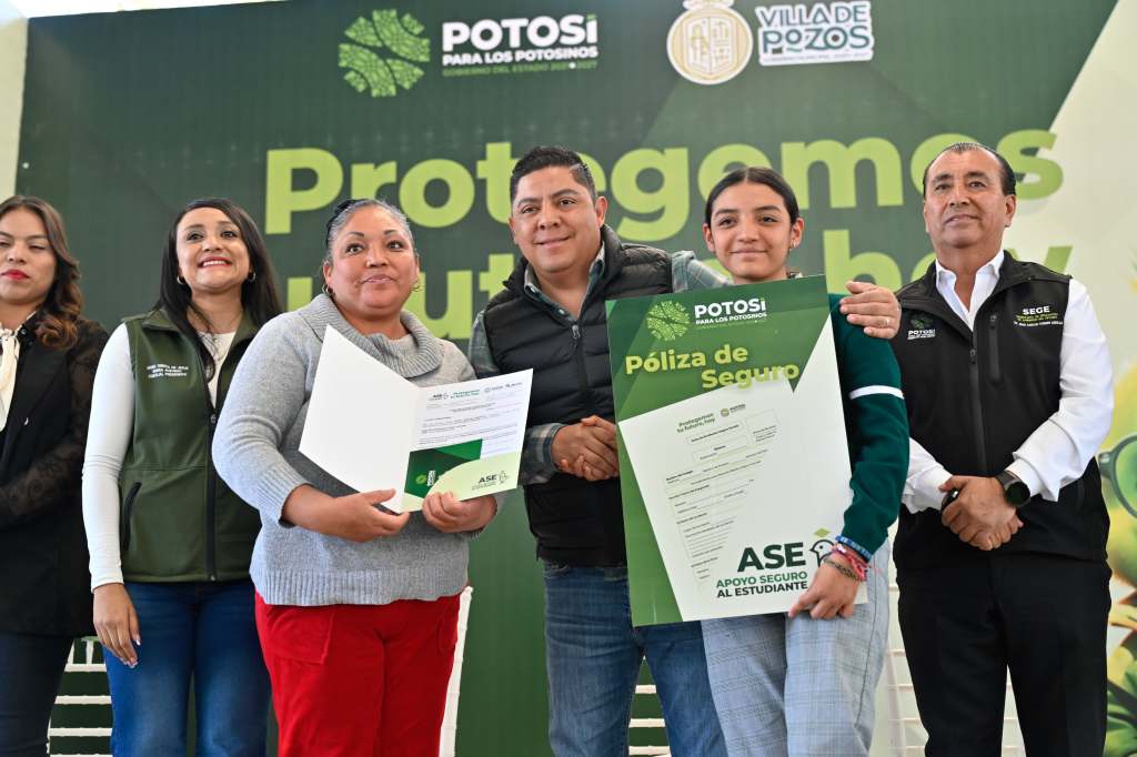 Reconocen a Ricardo Gallardo por Seguro para&nbsp;estudiantes