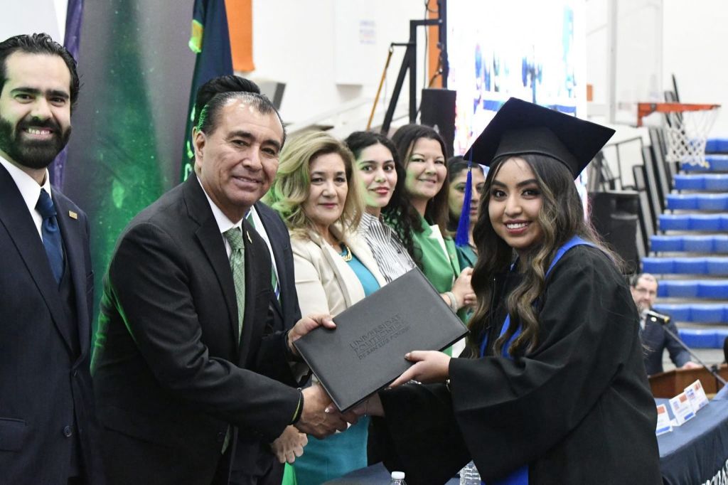 Gobierno gestiona expedición ágil de títulos&nbsp;profesionales