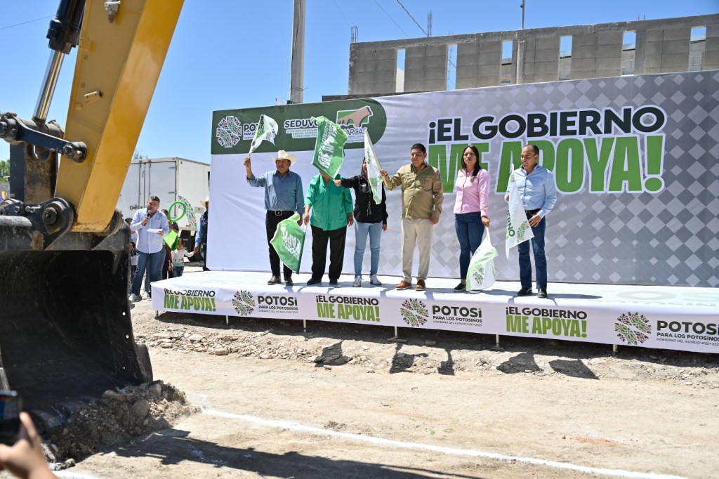 Habitantes de Charcas celebran apoyo de Ricardo&nbsp;Gallardo