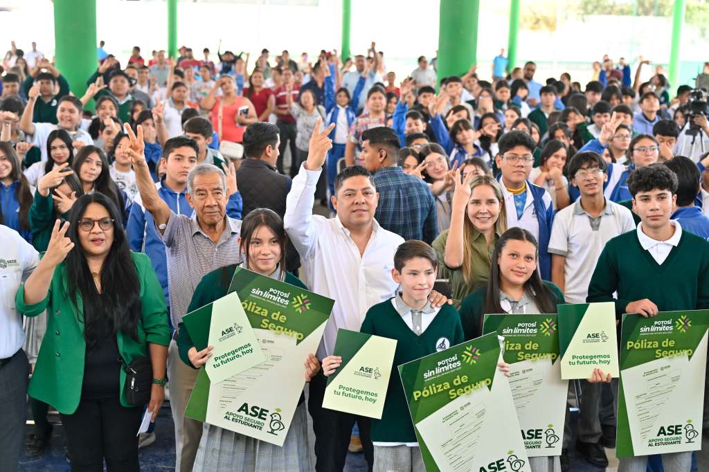 Secundarias fortalecidas con apoyo del Gobierno&nbsp;Estatal