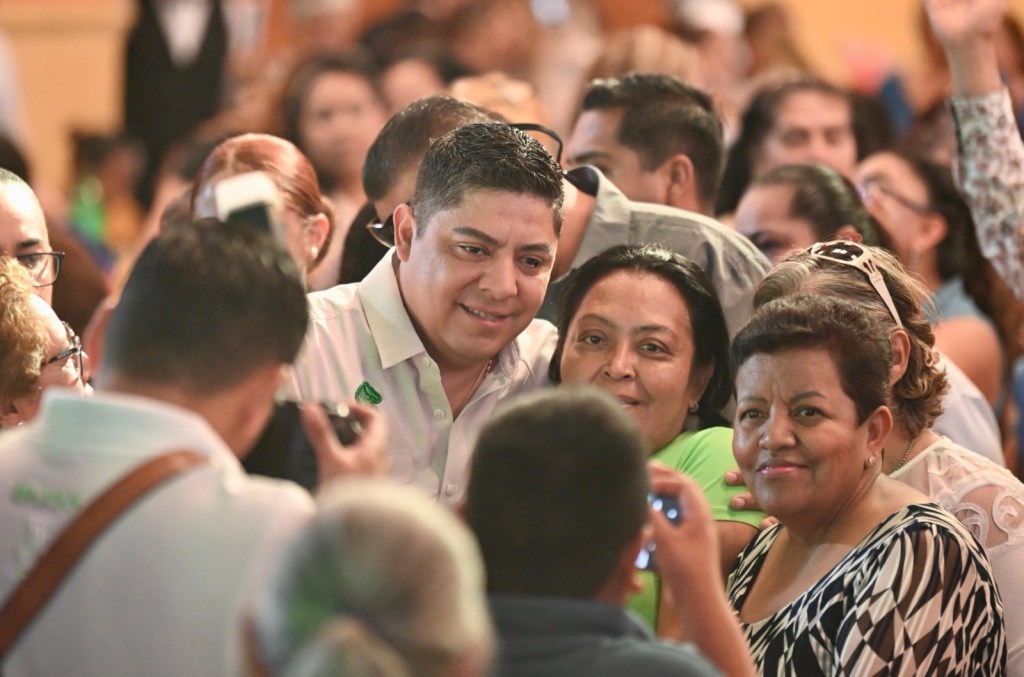 Primeros 2000 lotes de Tu Casa Tu Apoyo a madres de familia: Ricardo&nbsp;Gallardo