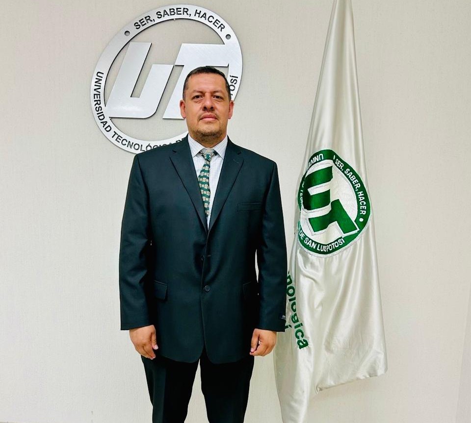 Iván Uriel Rodríguez Cardona asume rectoría de la UTSLP y destaca su modelo educativo práctico y vinculado con la&nbsp;industria