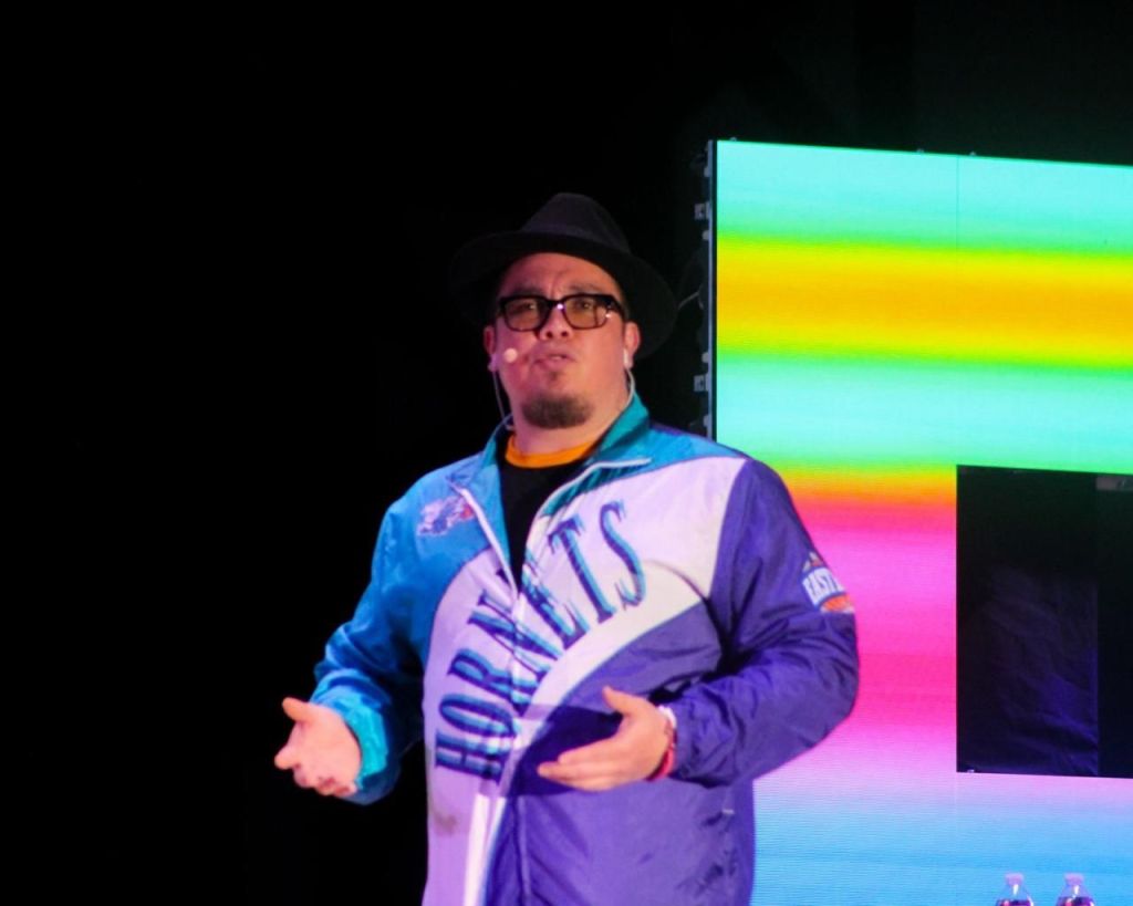 Franco Escamilla ofrece una noche de risa y buen humor en el Tangamanga&nbsp;2