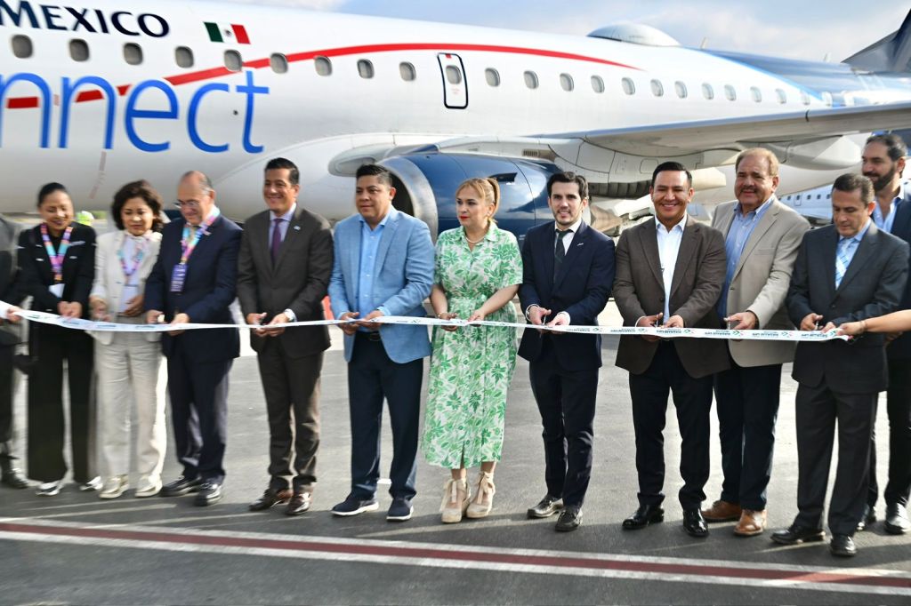 Inaugura Ricardo Gallardo la nueva ruta aérea San Luis Potosí-&nbsp;Atlanta