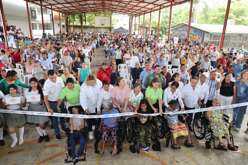 Realiza Dif estatal Feria de la Salud en Axtla de&nbsp;Terrazas