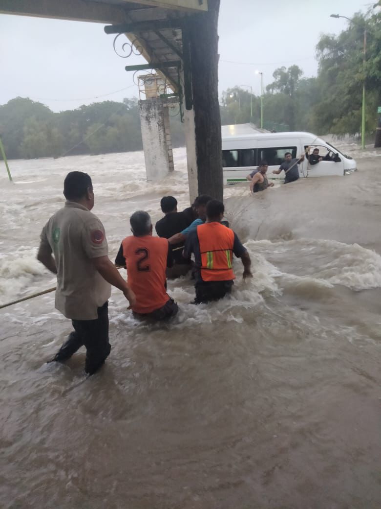 Protección Civil Estatal atiende emergencia por&nbsp;lluvias