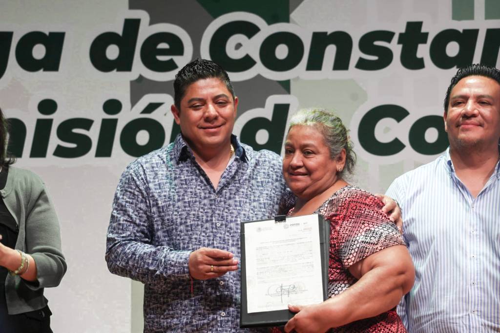 Taxistas viven una nueva etapa de respaldo y&nbsp;oportunidades