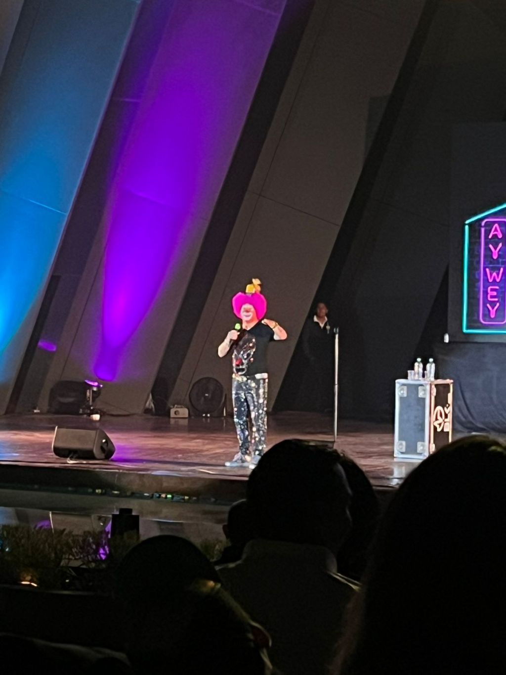 Ni la lluvia detuvo la risa: Ojitos de Huevo y Platanito triunfan en el Teatro de la&nbsp;Ciudad