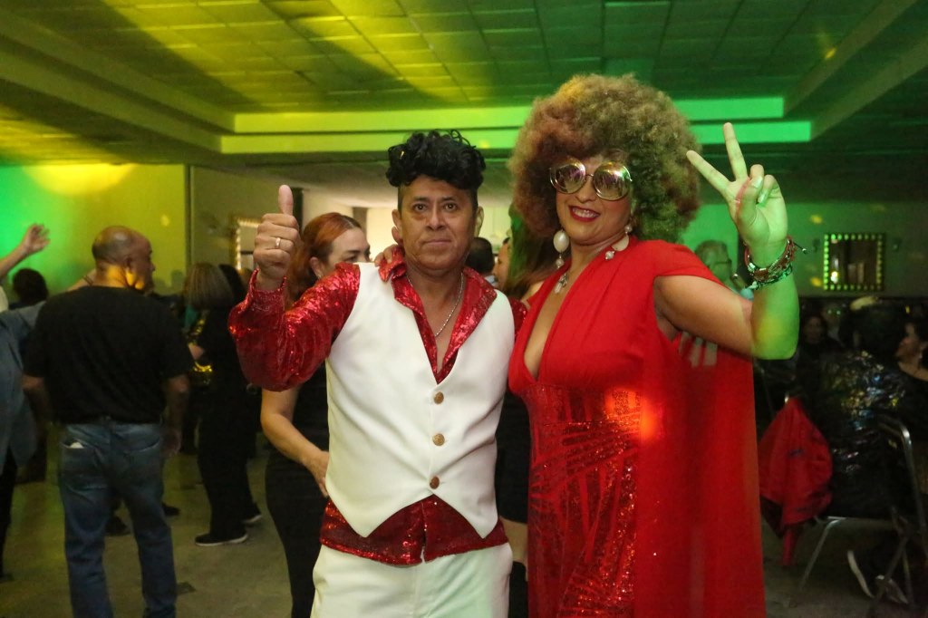 Noche de Gala Retro con la hermandad de Rucos Night&nbsp;SLP