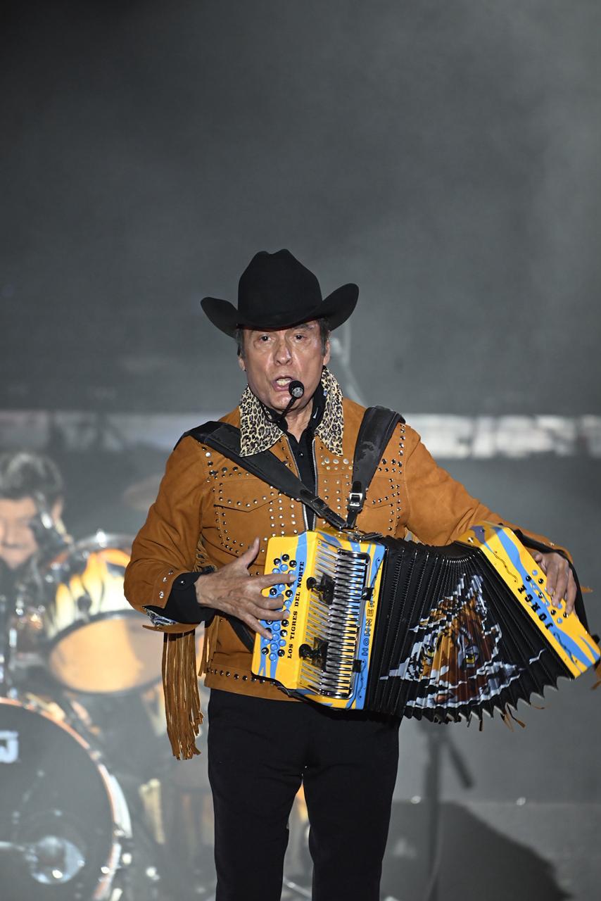 «Jefes de Jefes»hacen vibrar a la Fenapo&nbsp;2025