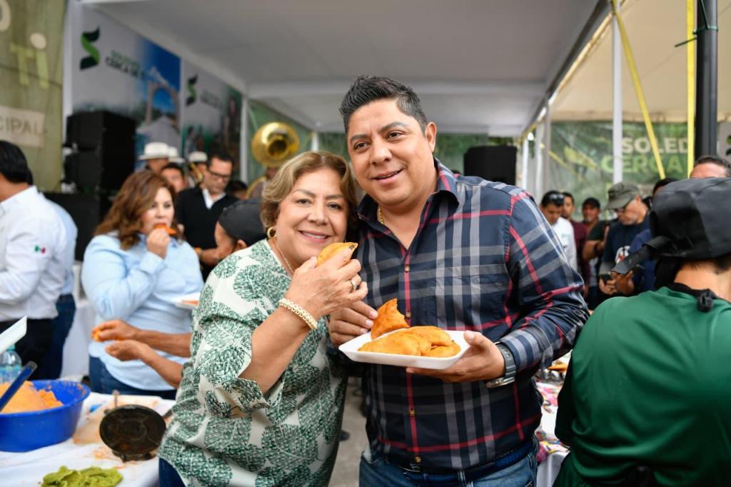 Convive Ricardo Gallardo con soledenses en el Día de la Garnacha en la Fenapo&nbsp;(Galería)