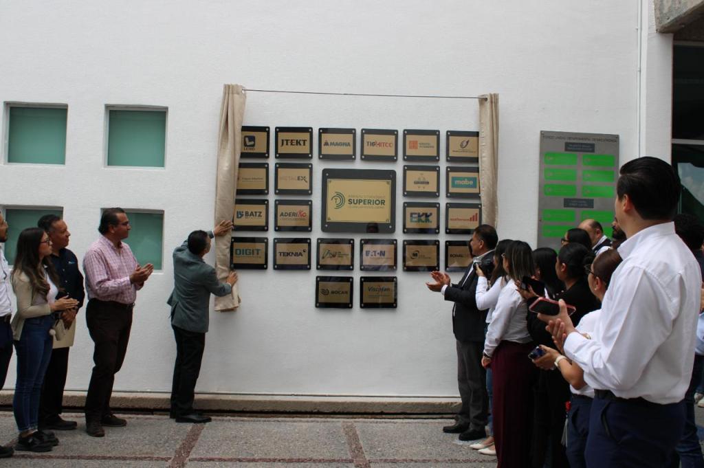 ALIANZA HISTÓRICA ENTRE EL INSTITUTO TECNOLÓGICO SUPERIOR Y SECTOR&nbsp;PRODUCTIVO