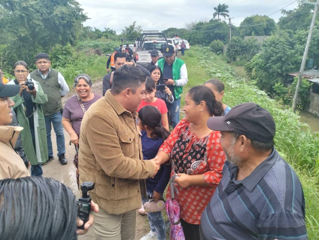 GOBERNADOR RICARDO GALLARDO SUPERVISA ATENCIÓN A FAMILIAS AFECTADAS EN LA HUASTECA&nbsp;(Galería)