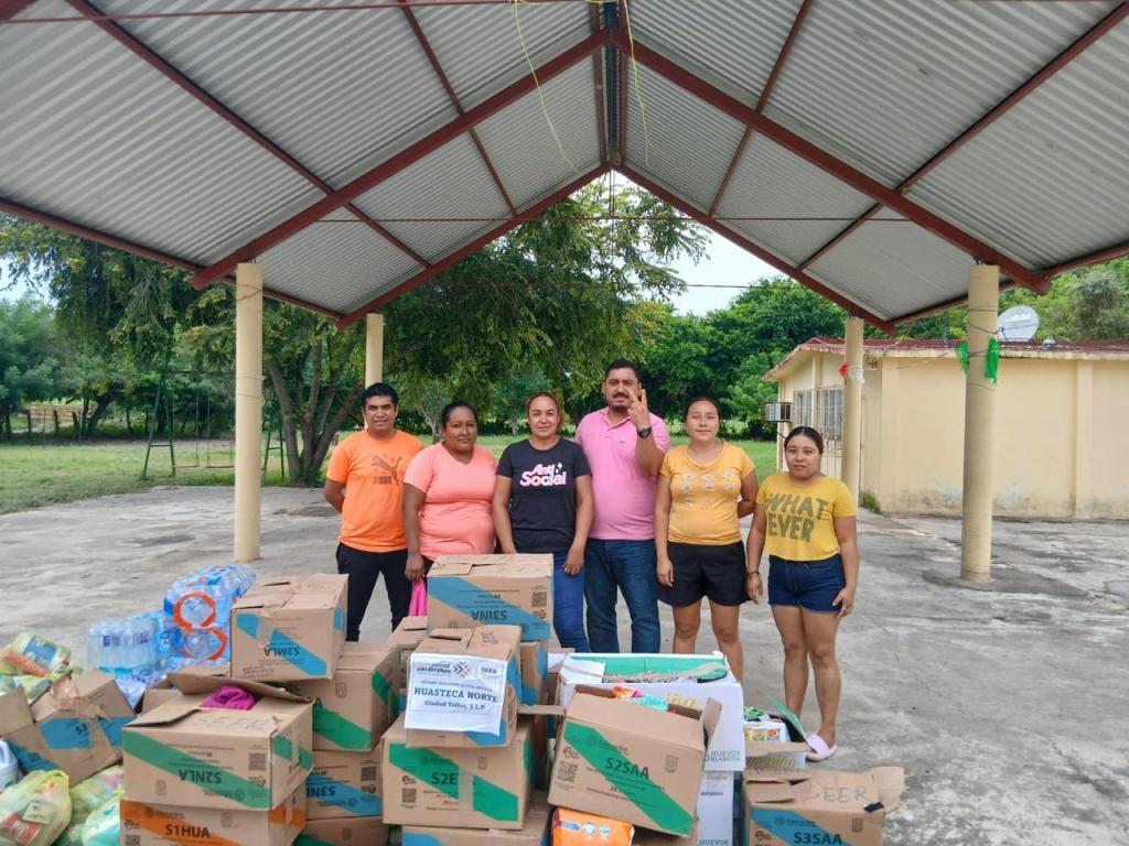 ESCUELAS Y FAMILIAS DE SAN VICENTE RECIBEN MÁS APOYO DEL GOBIERNO&nbsp;ESTATAL
