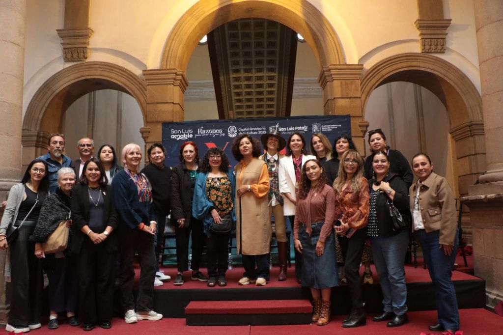 CONVERSATORIO “CORRESPONDENCIAS: LA FORMA DEL VERBO” REÚNE A CREADORAS POTOSINAS Y A ANA CLAVEL EN EL FESTIVAL LETRAS EN SAN&nbsp;LUIS