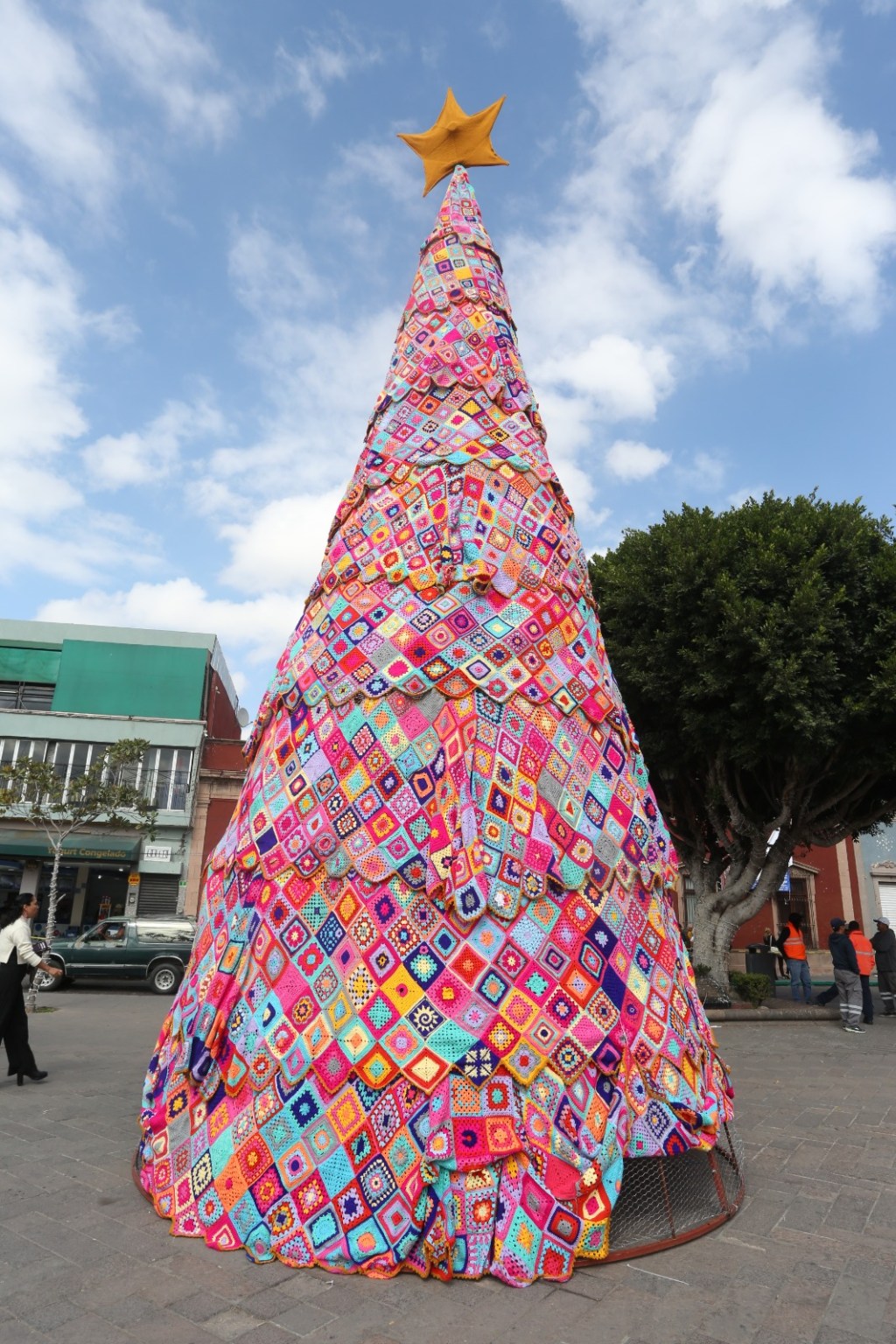 Creadoras de este original Árbol de&nbsp;Navidad