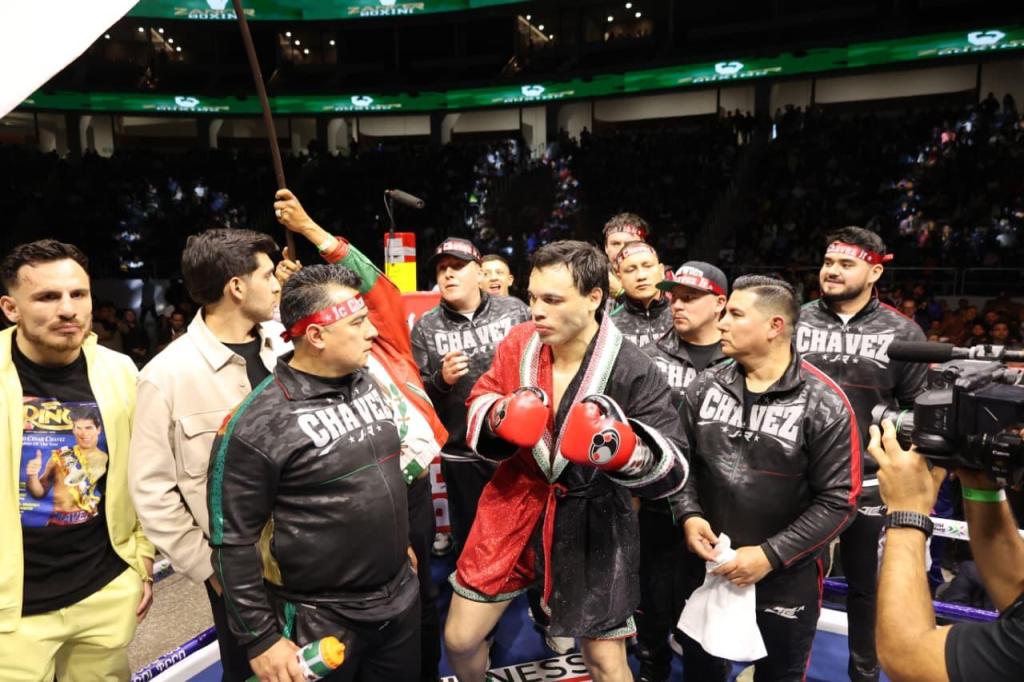 GRAN NOCHE DE BOXEO EN LA ARENA POTOSÍ CON LA DINASTÍA&nbsp;CHÁVEZ