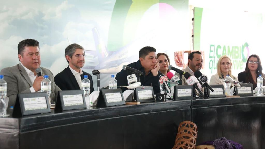 RICARDO GALLARDO Y VOLARIS PRESENTAN 5 NUEVOS DESTINOS EN&nbsp;S.L.P
