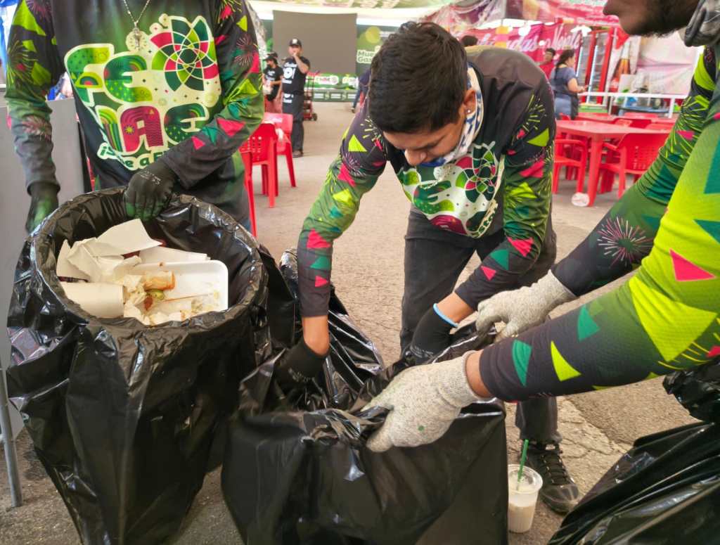 VISITANTES A LA FENAE DISFRUTAN DE INSTALACIONES LIMPIAS Y&nbsp;ORDENADAS