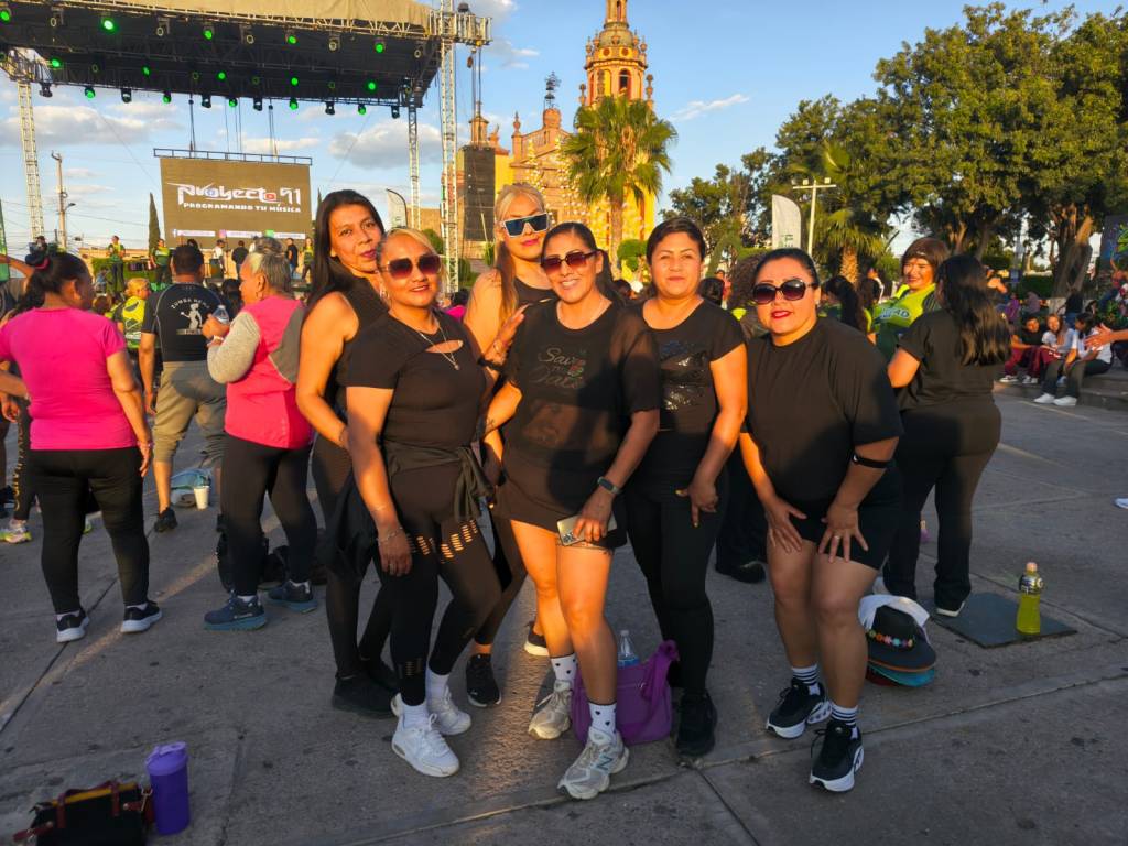 MÁS DE MIL 500 PERSONAS SE MOVIERON AL RITMO DE ZUMBANDA EN EL CENTRO DE SOLEDAD DE GRACIANO&nbsp;SÁNCHEZ