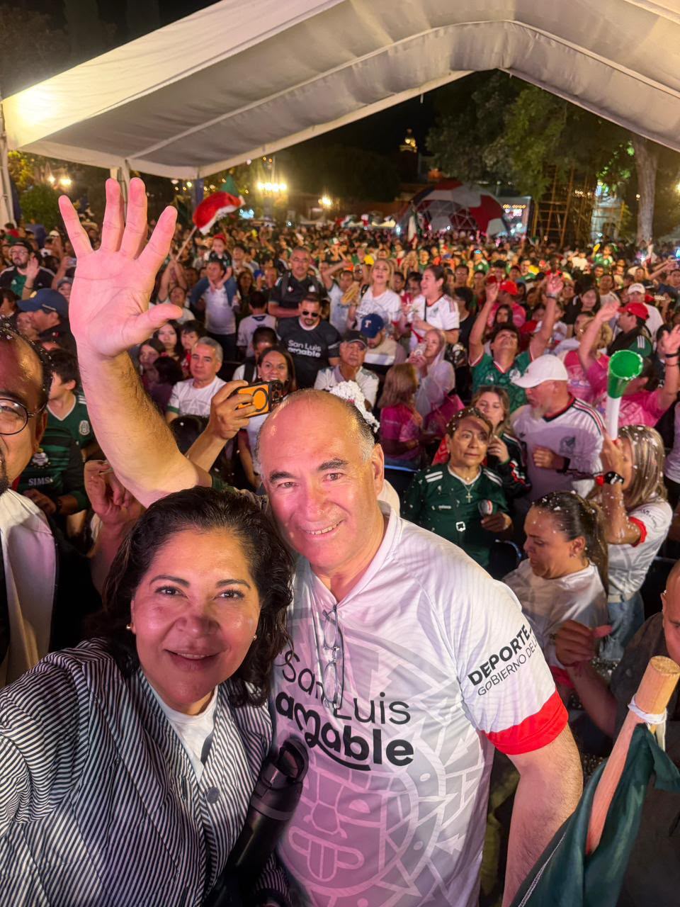 Más de 10 mil potosinos celebran triunfo histórico de México ante Chequia en Plaza del&nbsp;Carmen