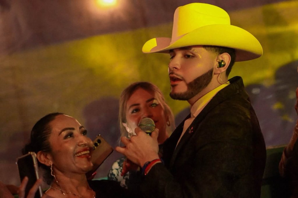 Juan Avitia y su Conjunto Salvaje conquistan a sus seguidores en La Curadita de la&nbsp;Fenapo