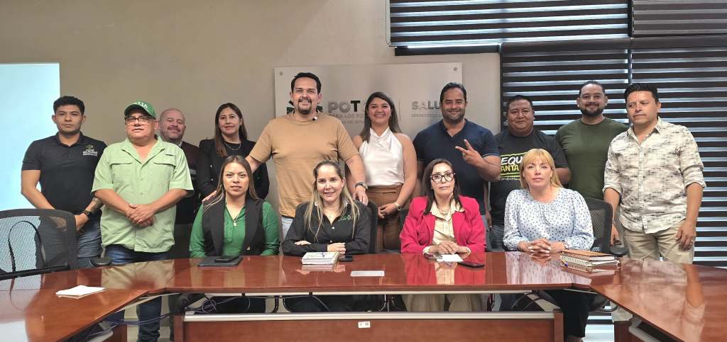 GOBIERNO DEL ESTADO ACERCA SOLUCIONES DIRECTAS A LOS&nbsp;MUNICIPIOS
