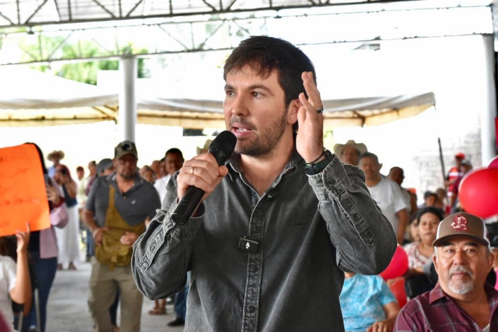 La Zona Media se le entregó Gerardo Sánchez Zumaya