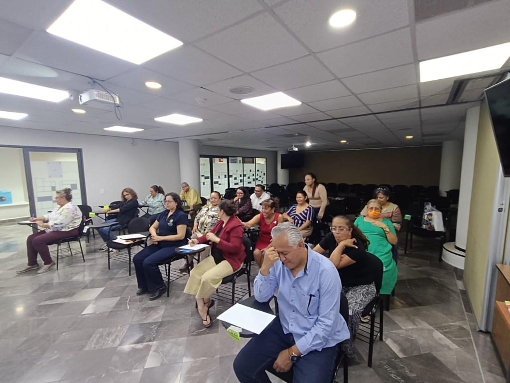 OFICIALIA MAYOR CAPACITA A SERVIDORES PÚBLICOS PARA MEJORAR LA ATENCIÓN&nbsp;CIUDADANA