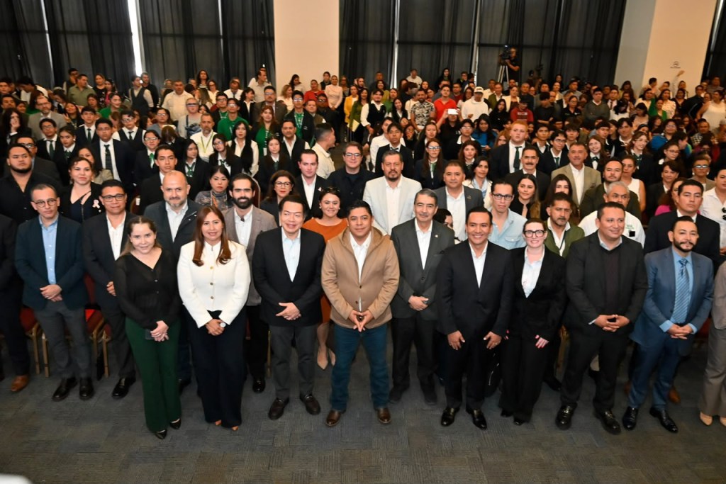 RICARDO GALLARDO ENCABEZA FORO ESTATAL PARA GARANTIZAR EL USO RESPONSABLE DE DISPOSITIVOS DIGITALES EN&nbsp;ESCUELAS